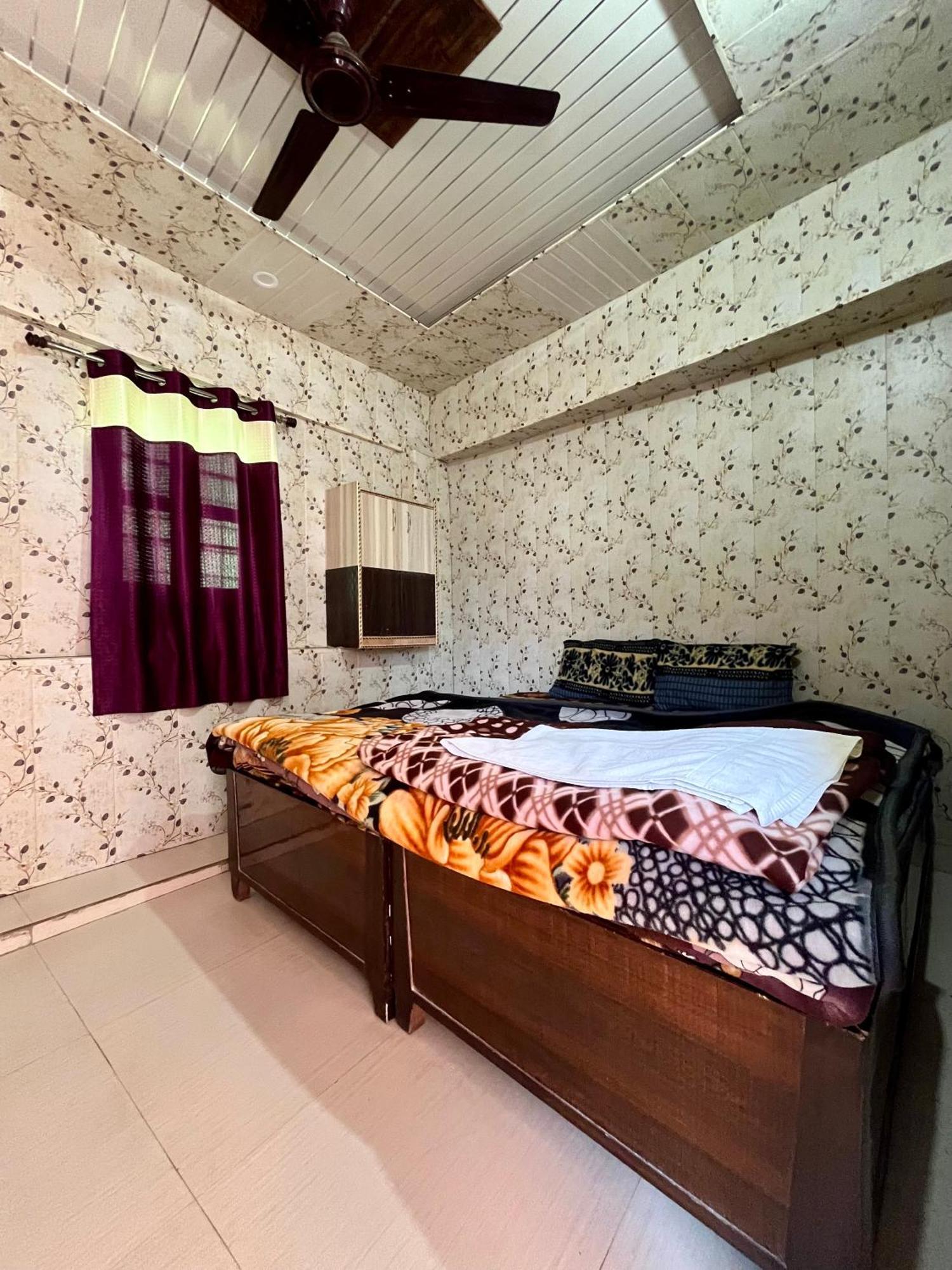 Astha Guest House Gopeshwar Exterior foto